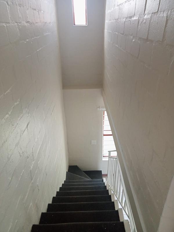 To Let 2 Bedroom Property for Rent in Parklands Western Cape
